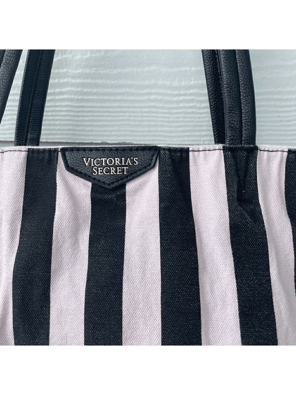 Victoria’s Secret Jean tote bag - Picture 2 of 2